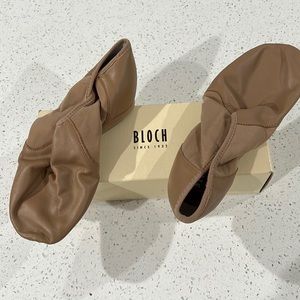 Bloch Dance Women's Neo-Flex Leather and Neoprene Slip